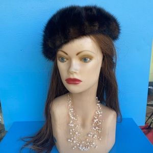 BETMAR VINTAGE MINK BERET or BEANIE🙀